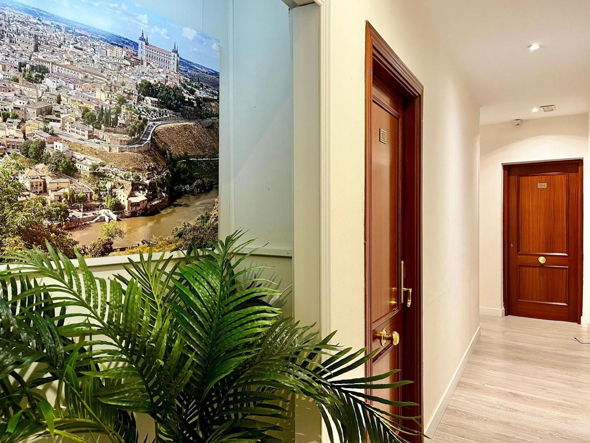 Gasthof Toledorooms Palacios Toledo